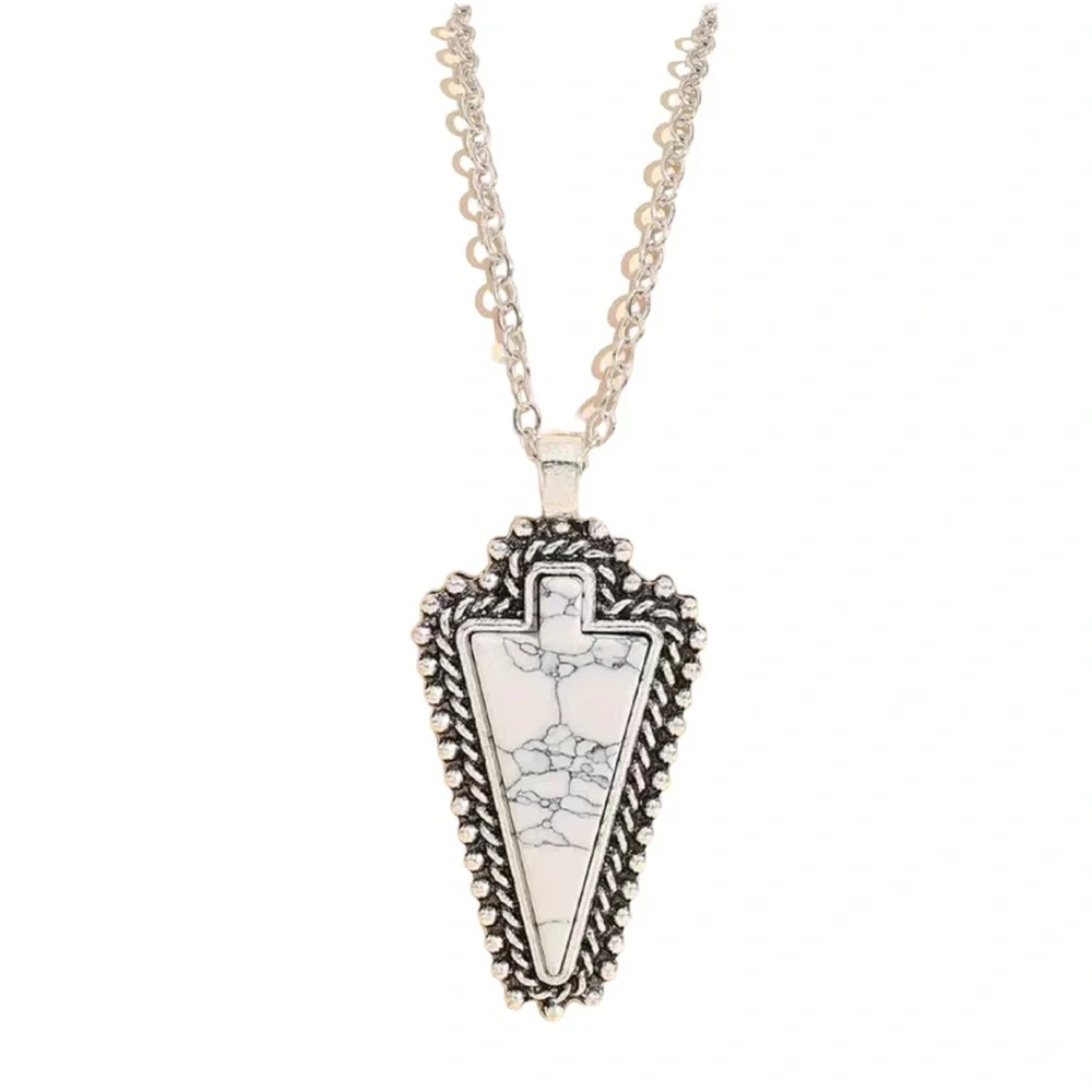 Silver Plated Pendant Necklace with Arrow Head